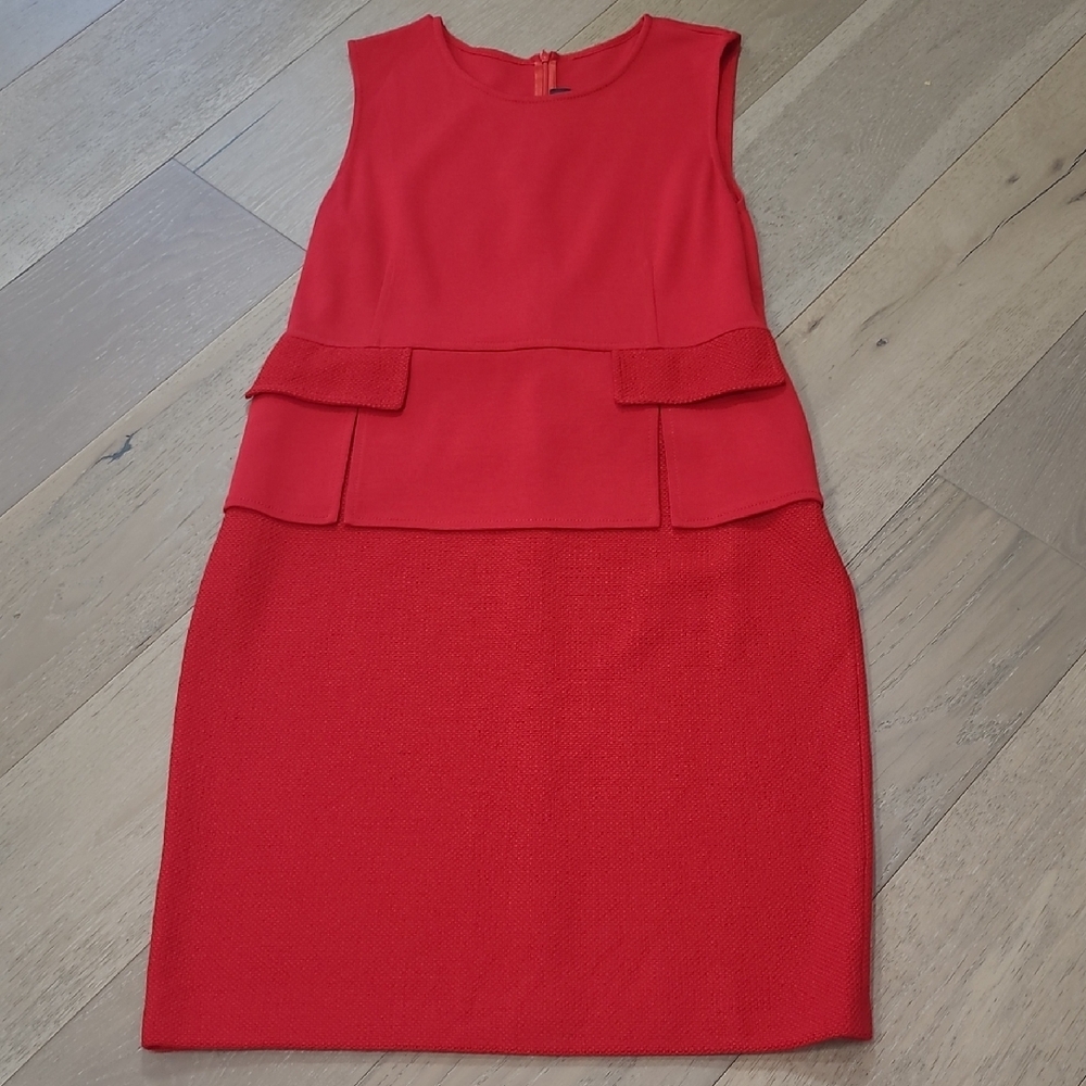 EUC St John Dress Women's sz 12 Red Wool Blend A-line Tiered Sleeveless Knit